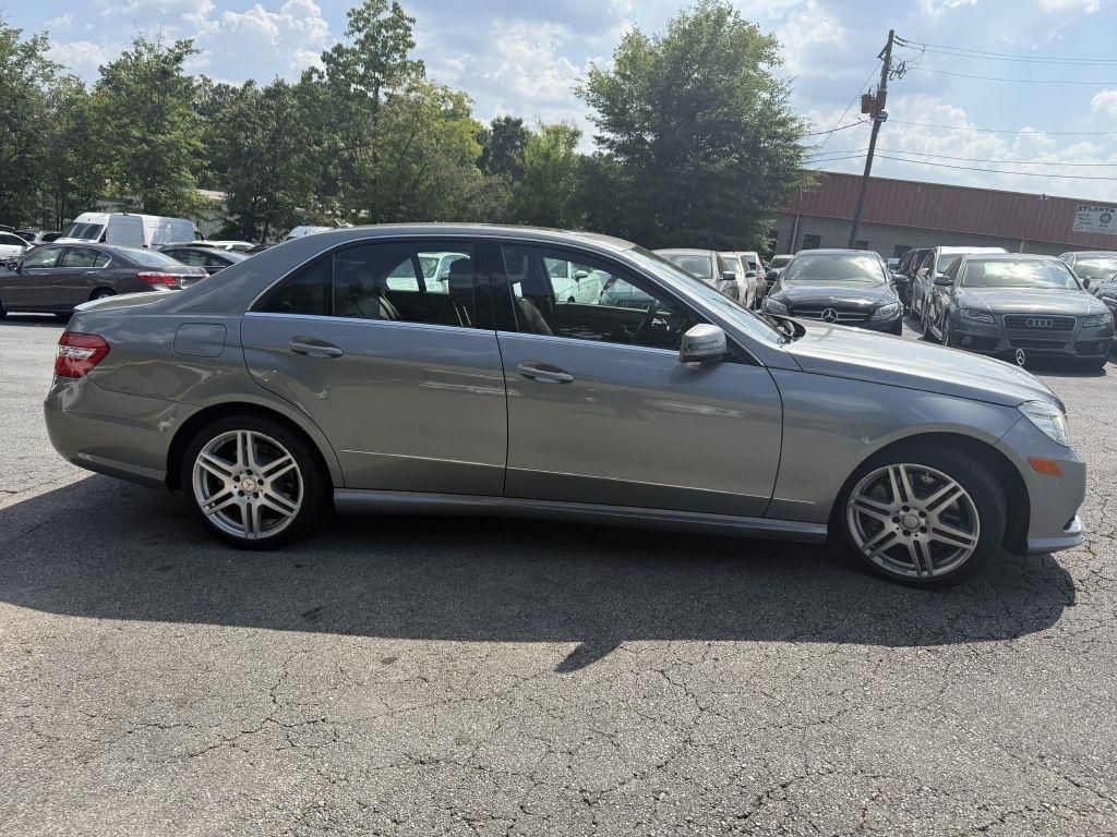 Mercedes-Benz E-Class 4dr Sdn E 550 Sport RWD 2010