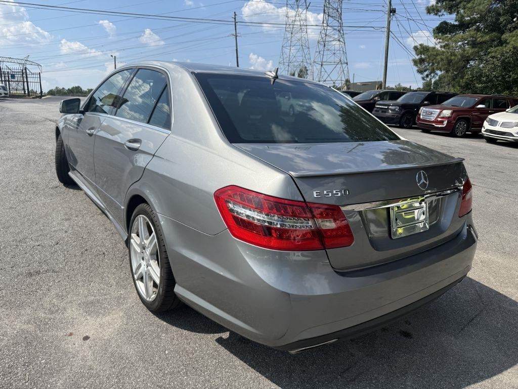 Mercedes-Benz E-Class 4dr Sdn E 550 Sport RWD 2010