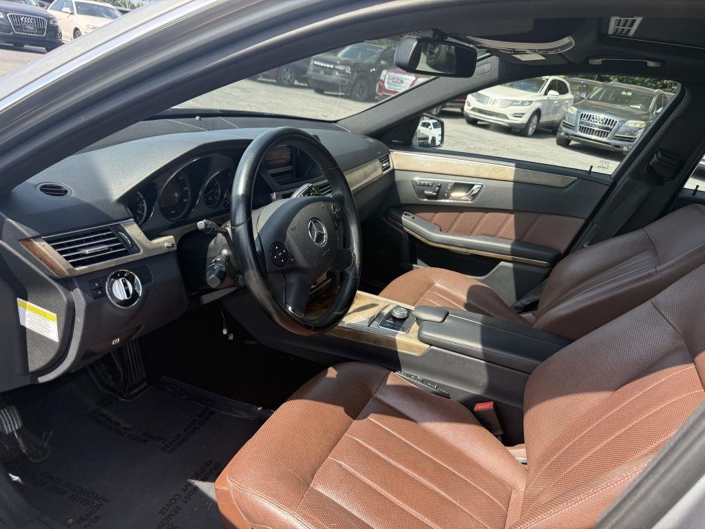 Mercedes-Benz E-Class 4dr Sdn E 550 Sport RWD 2010