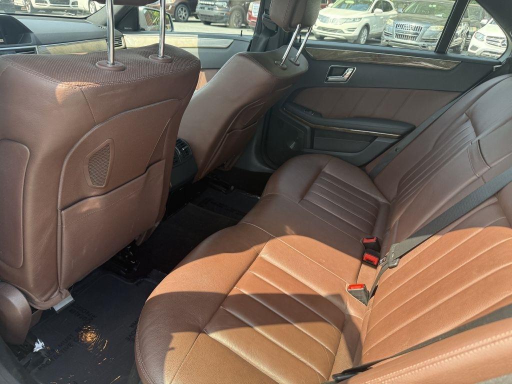Mercedes-Benz E-Class 4dr Sdn E 550 Sport RWD 2010