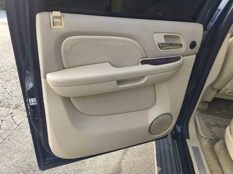 Cadillac Escalade ESV AWD 4dr 2007