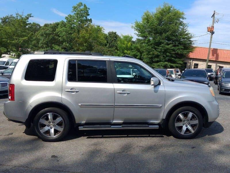 Honda Pilot 4WD 4dr Touring w/RES & Navi 2012