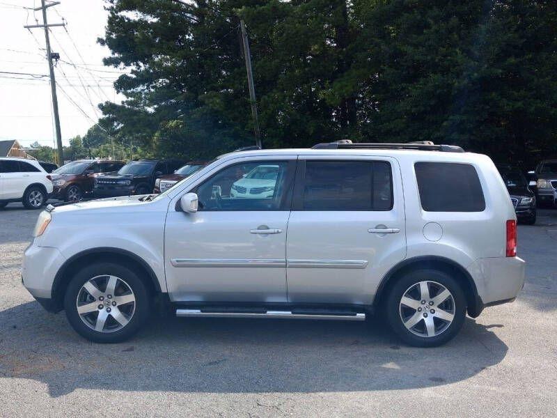 Honda Pilot 4WD 4dr Touring w/RES & Navi 2012