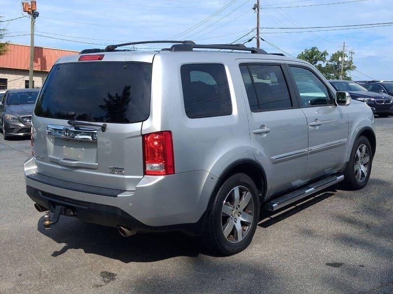 Honda Pilot 4WD 4dr Touring w/RES & Navi 2012