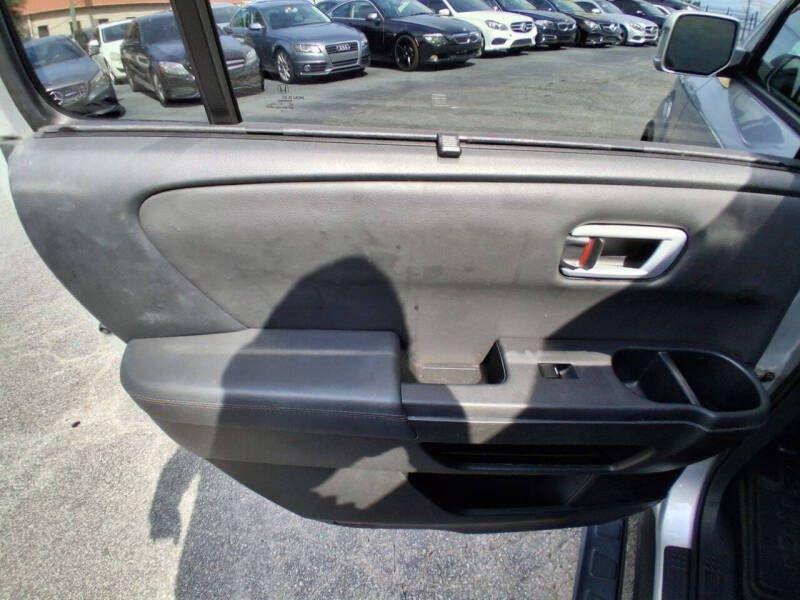Honda Pilot 4WD 4dr Touring w/RES & Navi 2012