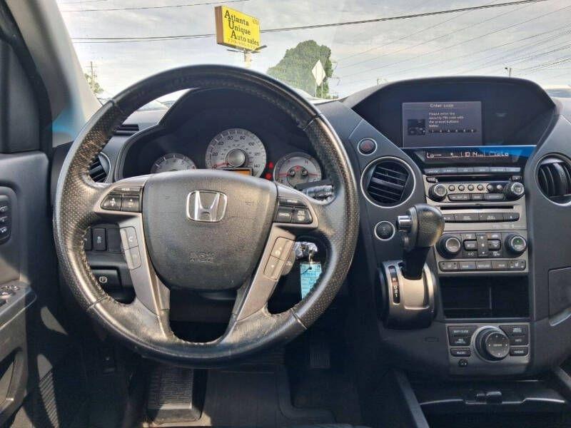 Honda Pilot 4WD 4dr Touring w/RES & Navi 2012