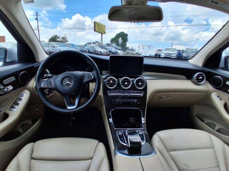 Mercedes-Benz GLC RWD 4dr GLC 300 2016