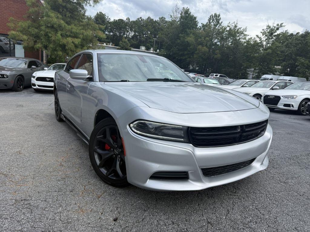 Dodge Charger SXT RWD 2019