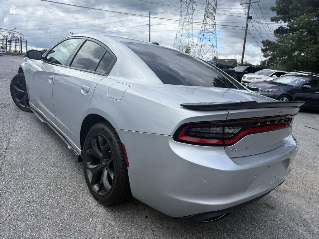 Dodge Charger SXT RWD 2019