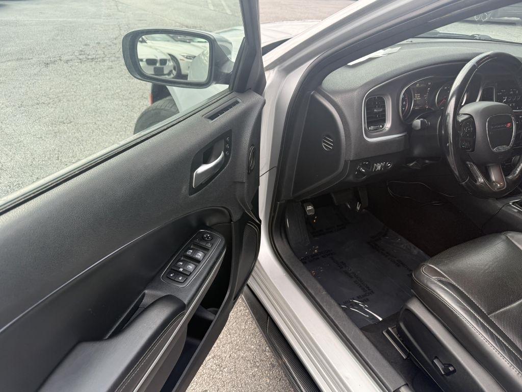 Dodge Charger SXT RWD 2019