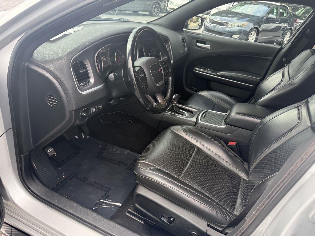 Dodge Charger SXT RWD 2019