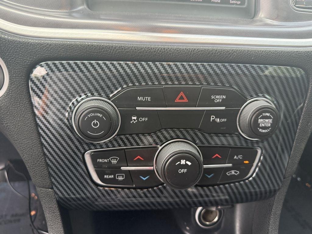 Dodge Charger SXT RWD 2019