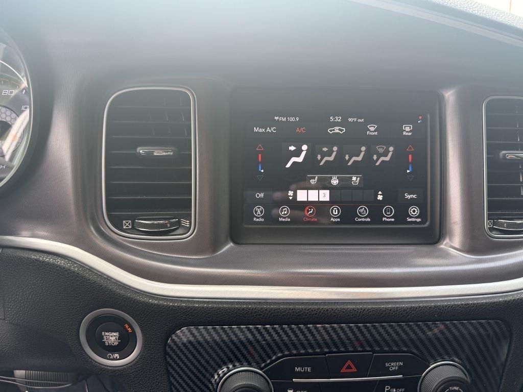 Dodge Charger SXT RWD 2019