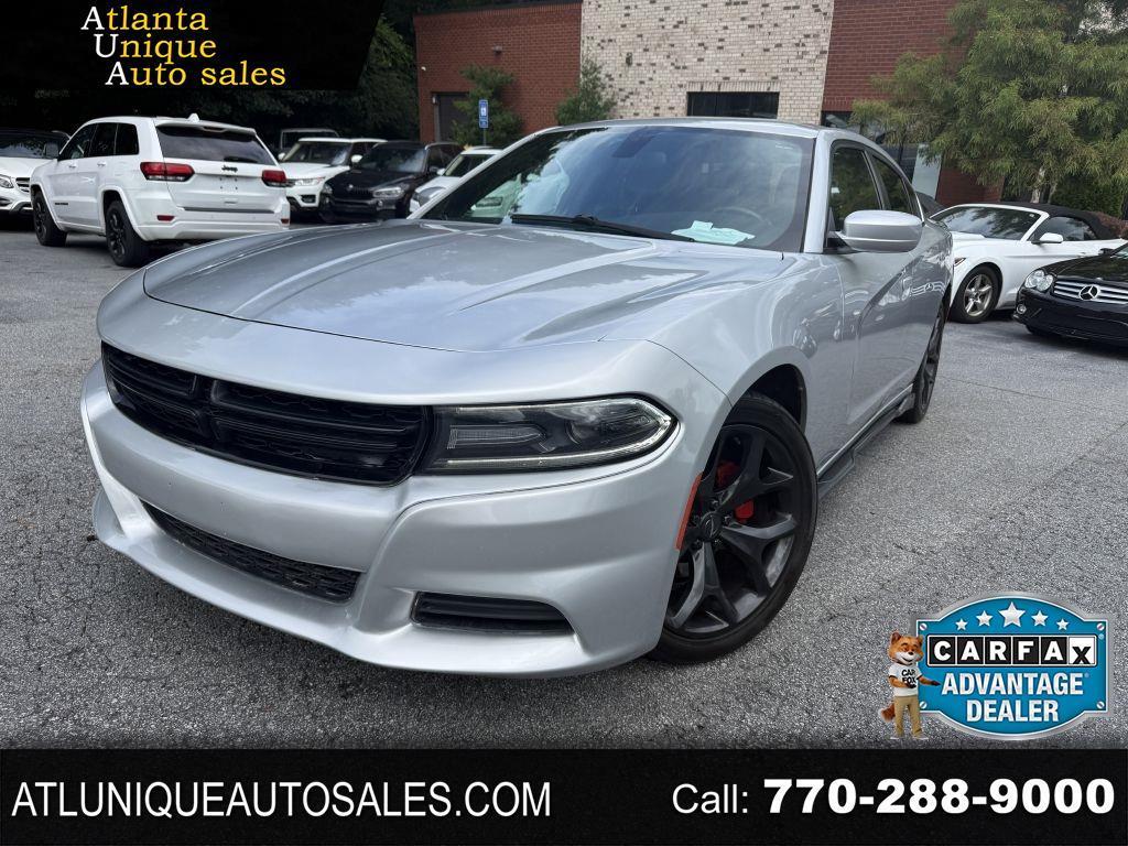 Dodge Charger SXT RWD 2019