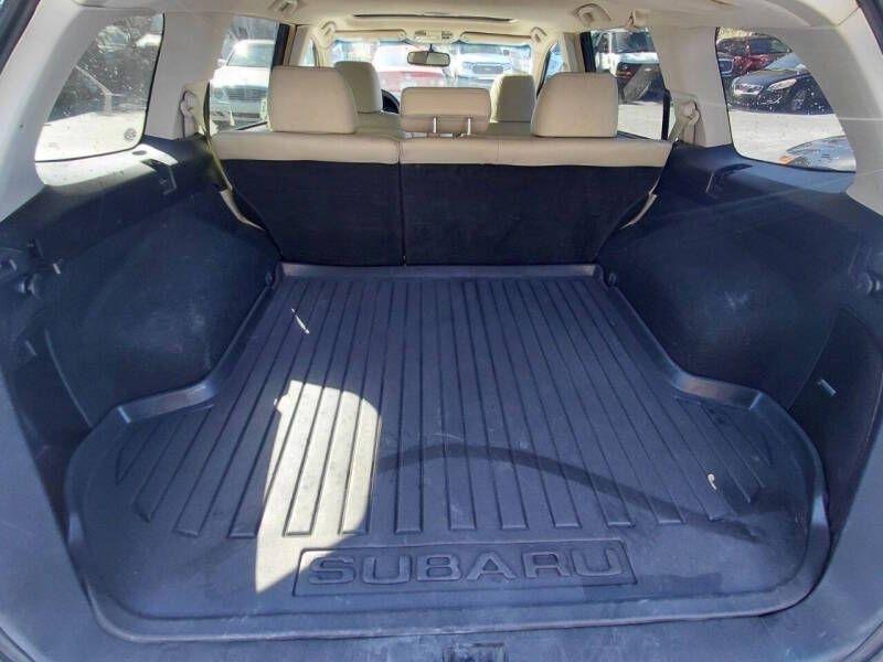 Subaru Outback 4dr Wgn H4 Auto 2.5i Limited 2012