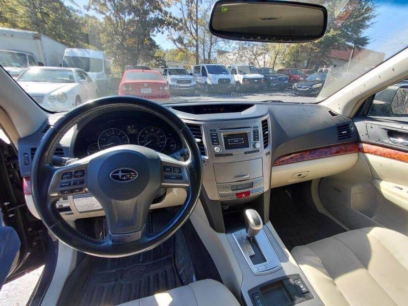 Subaru Outback 4dr Wgn H4 Auto 2.5i Limited 2012