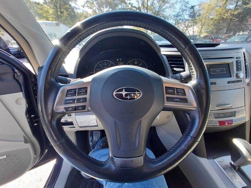 Subaru Outback 4dr Wgn H4 Auto 2.5i Limited 2012