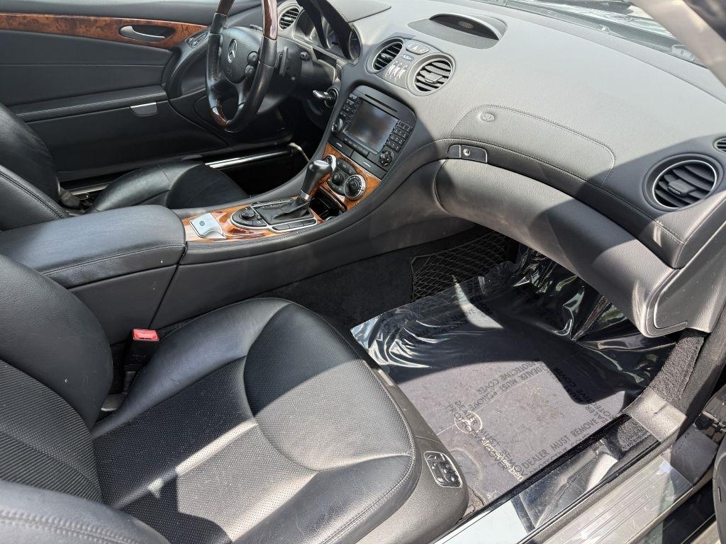 Mercedes-Benz SL-Class 2dr Roadster 5.5L V8 2007