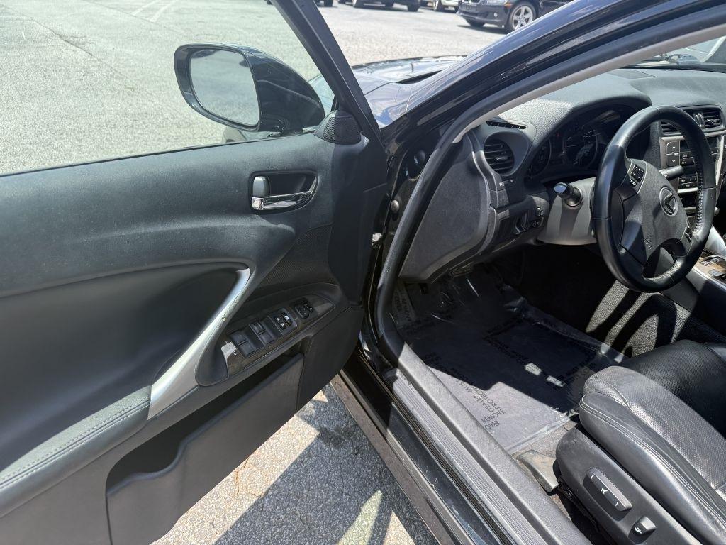 Lexus IS 250 4dr Sport Sdn Man RWD 2010