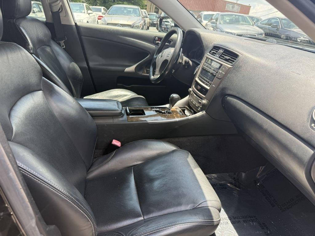 Lexus IS 250 4dr Sport Sdn Man RWD 2010