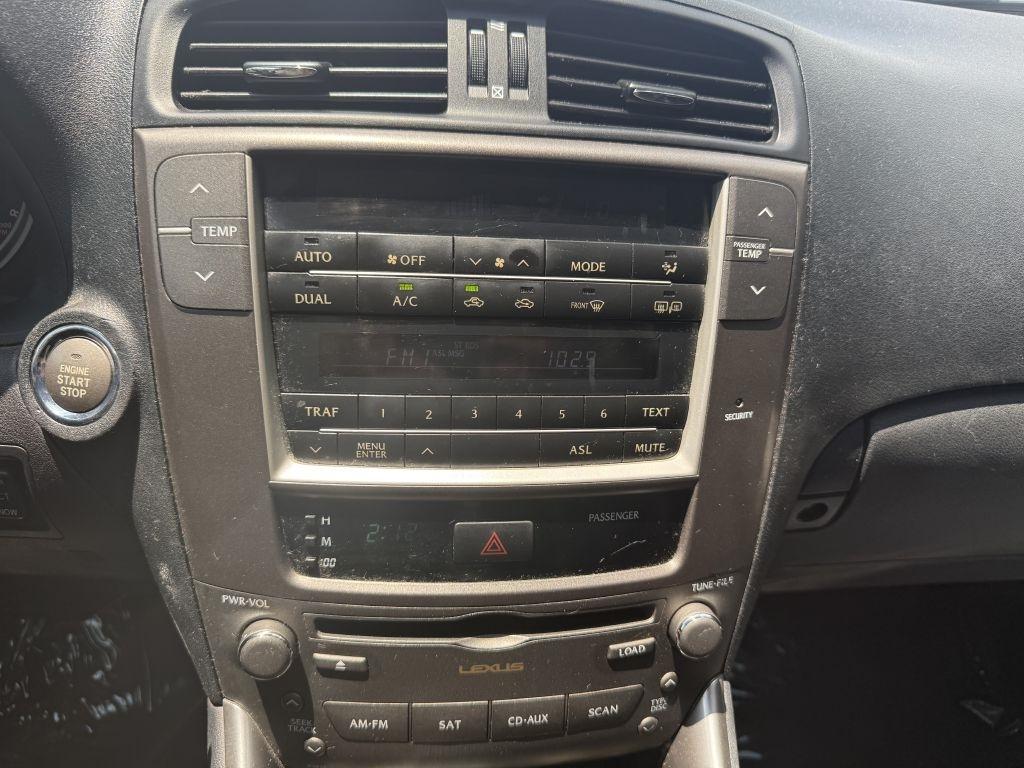 Lexus IS 250 4dr Sport Sdn Man RWD 2010