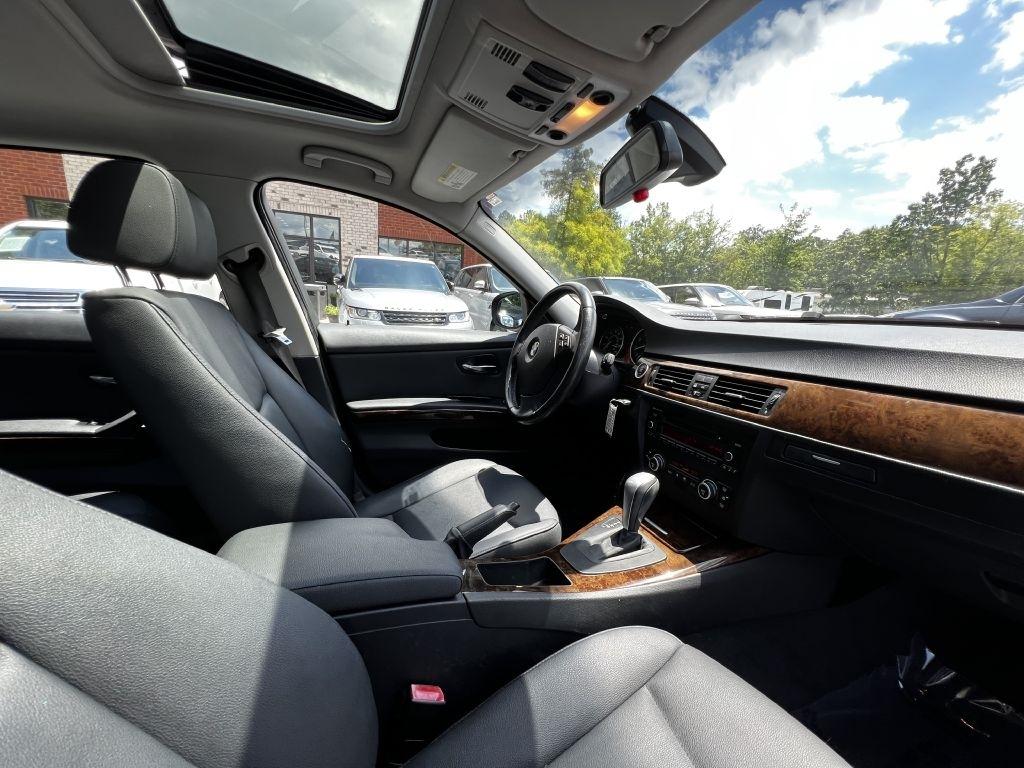 BMW 3 Series 4dr Sdn 328i RWD SULEV South Africa 2009