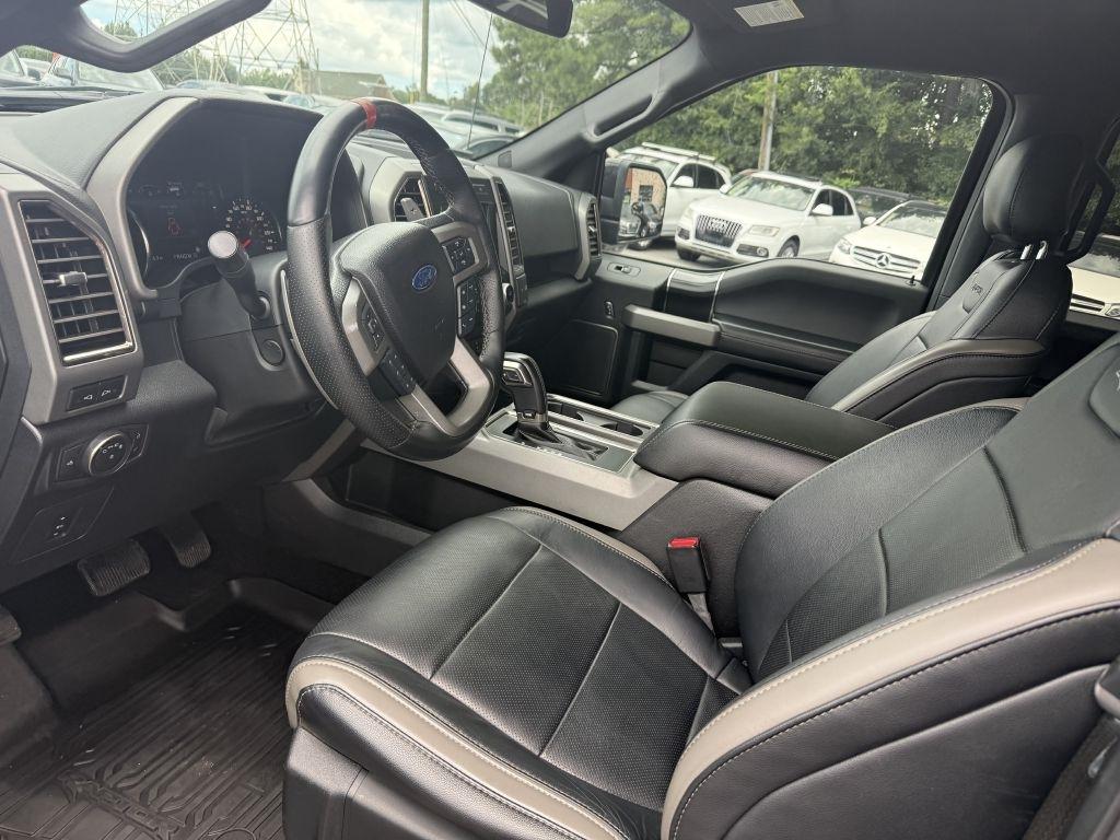 Ford F-150 Raptor 4WD SuperCrew 5.5' Box 2017