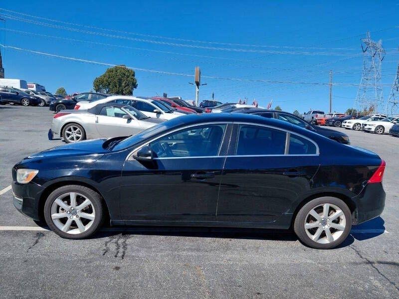 Volvo S60 4dr Sdn T5 Drive-E Premier FWD 2016