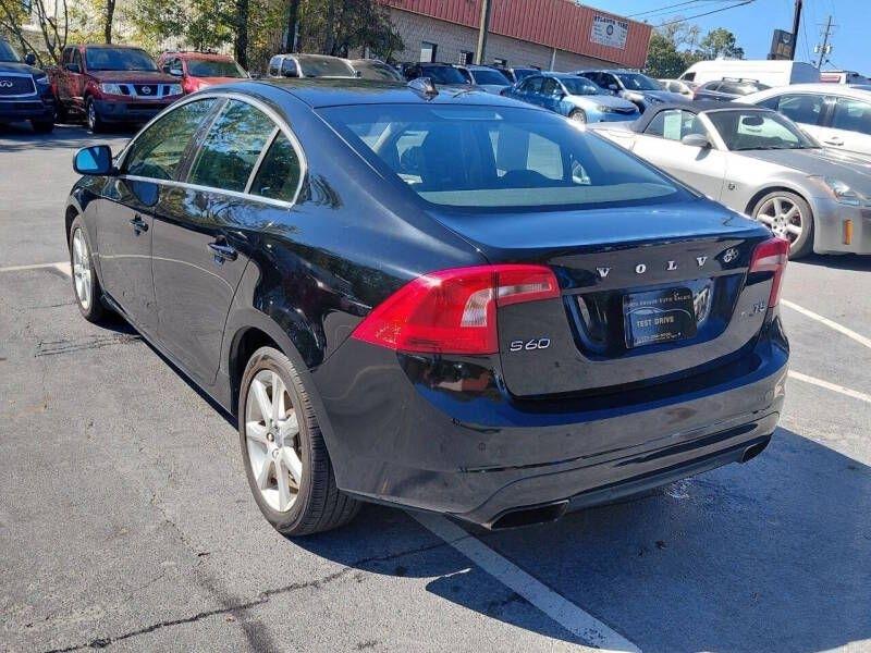 Volvo S60 4dr Sdn T5 Drive-E Premier FWD 2016