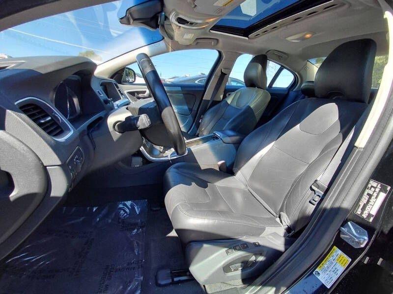 Volvo S60 4dr Sdn T5 Drive-E Premier FWD 2016