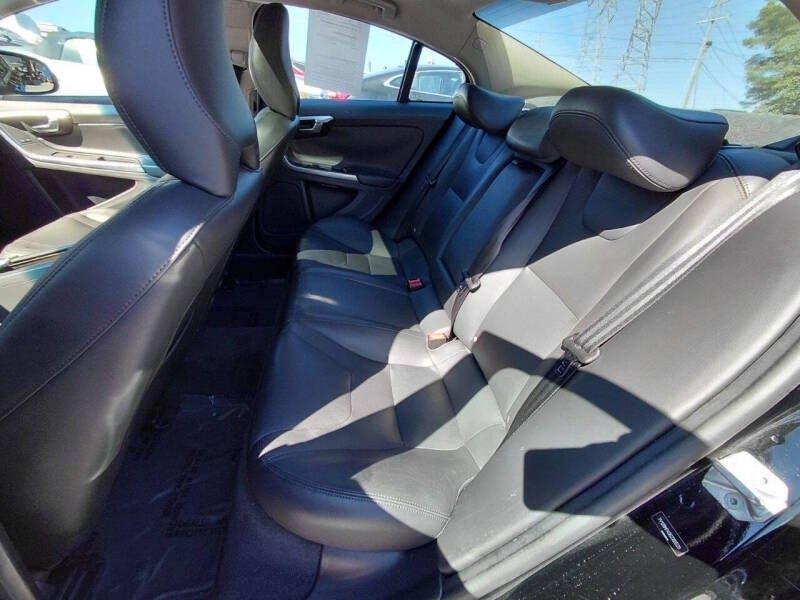 Volvo S60 4dr Sdn T5 Drive-E Premier FWD 2016