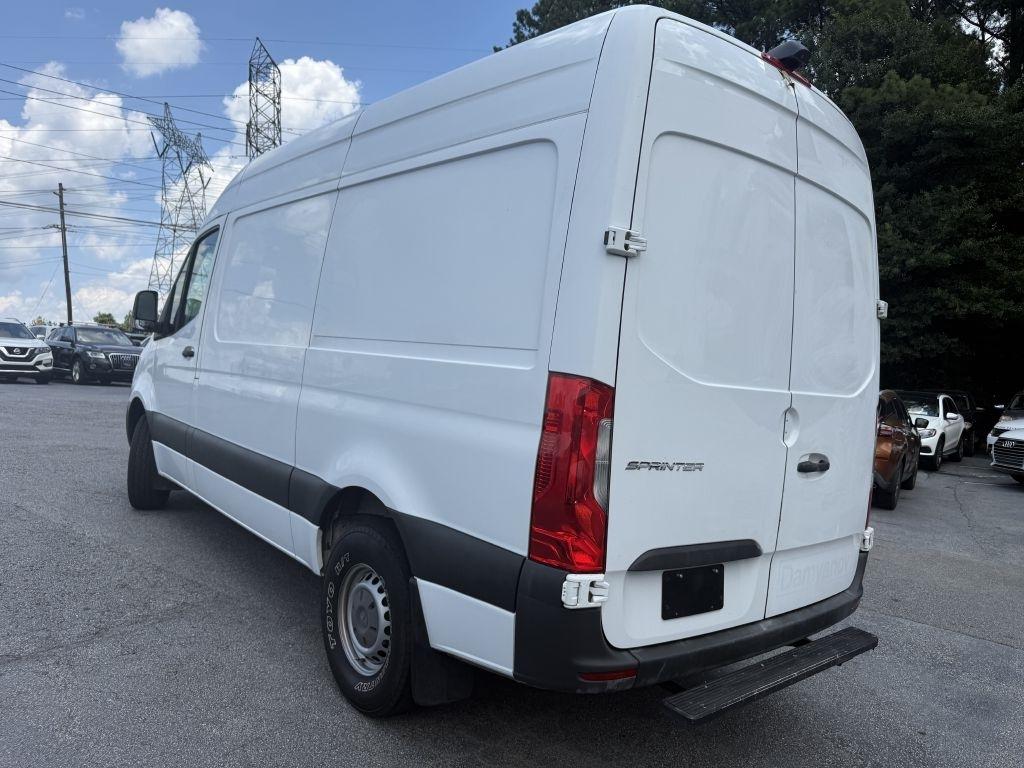 Mercedes-Benz Sprinter Cargo Van 2500 Standard Roof V6 144" Worker RWD 2017