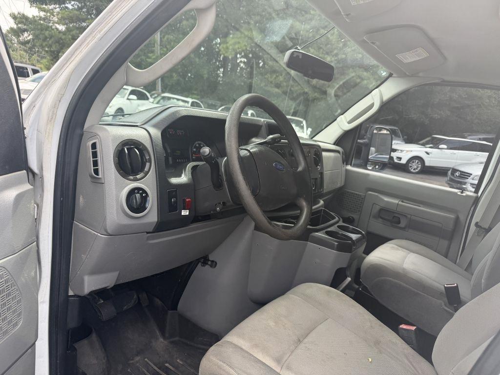 Ford Econoline Cargo Van E-150 Recreational 2013