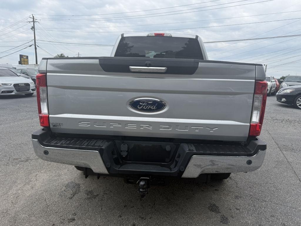 Ford Super Duty F-250 SRW King Ranch 4WD Crew Cab 8' Box 2017