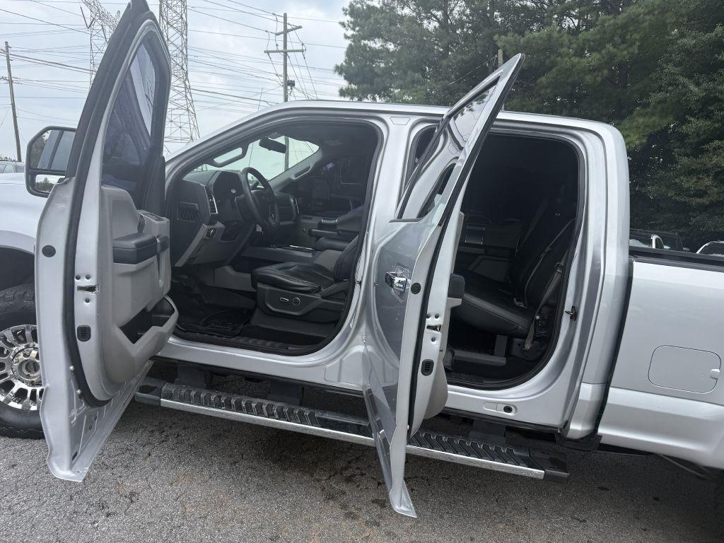 Ford Super Duty F-250 SRW King Ranch 4WD Crew Cab 8' Box 2017
