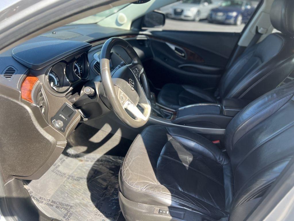 Buick LaCrosse 4dr Sdn CXL 3.0L FWD 2010