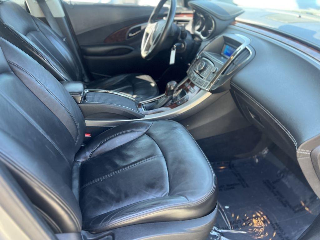 Buick LaCrosse 4dr Sdn CXL 3.0L FWD 2010