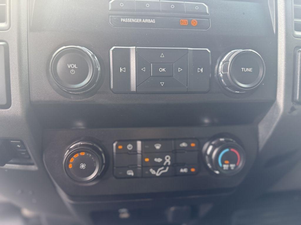 Ford Super Duty F-350 SRW King Ranch 4WD Crew Cab 8' Box 2019