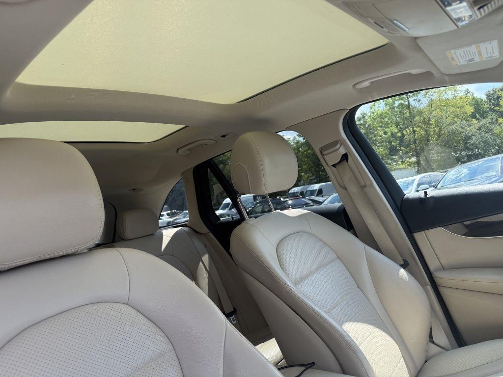 Mercedes-Benz GLC GLC 300 SUV 2019