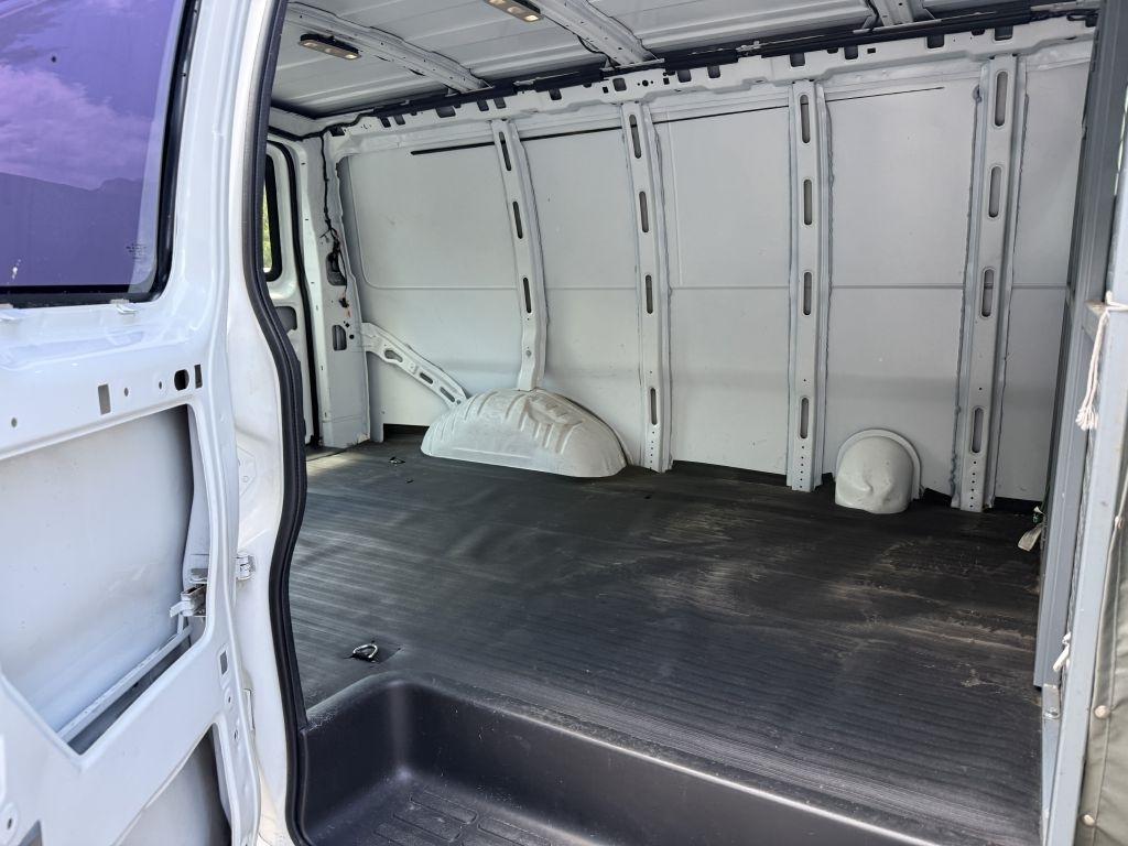 Chevrolet Express Cargo Van RWD 2500 135" 2016