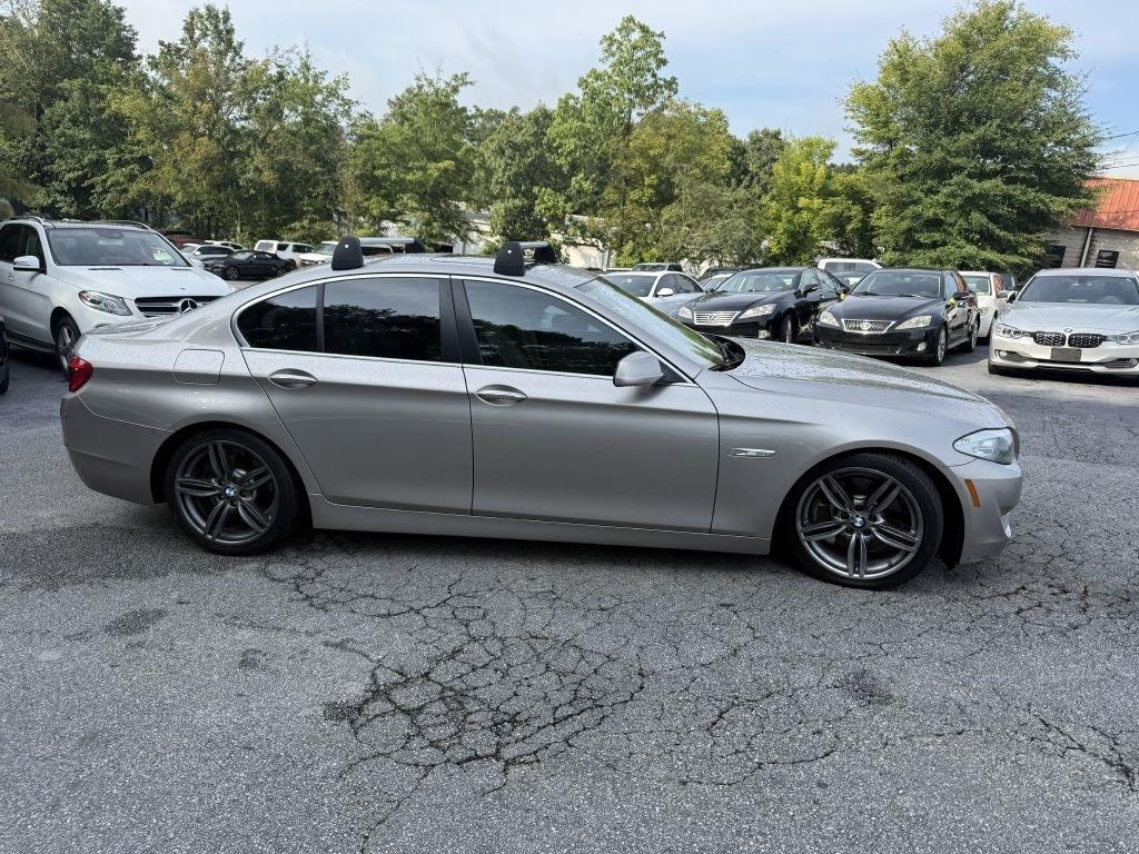 BMW 5 Series 4dr Sdn 535i RWD 2011