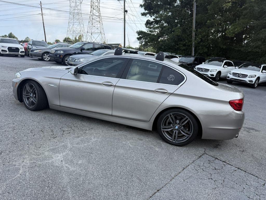 BMW 5 Series 4dr Sdn 535i RWD 2011