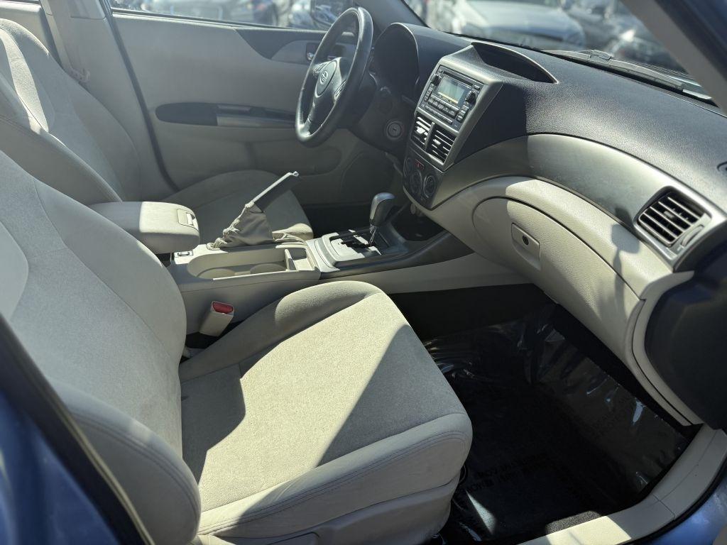 Subaru Impreza Sedan 4dr Auto 2.5i Premium w/Pwr Moonroof Value Pkg 2011