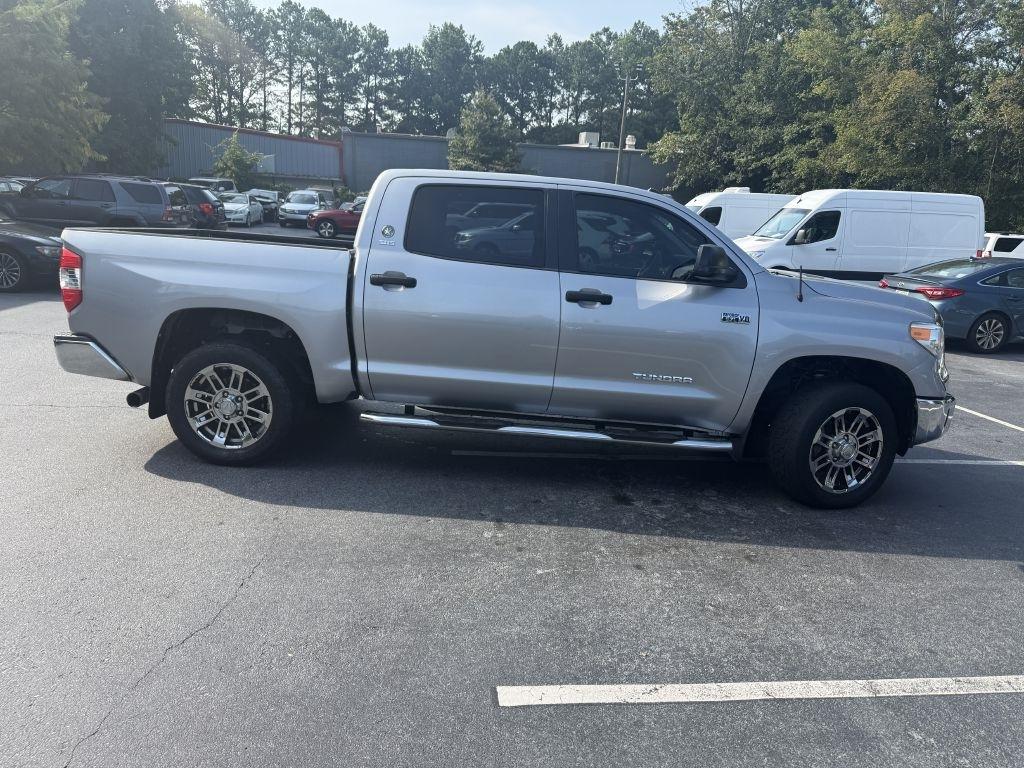 Toyota Tundra 2WD Truck CrewMax 5.7L V8 6-Spd AT SR5 (Natl) 2014