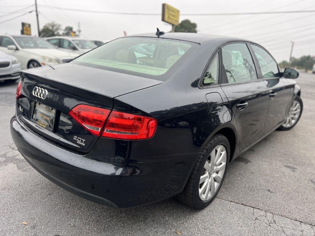 Audi A4 4dr Sdn Auto quattro 2.0T Premium 2012