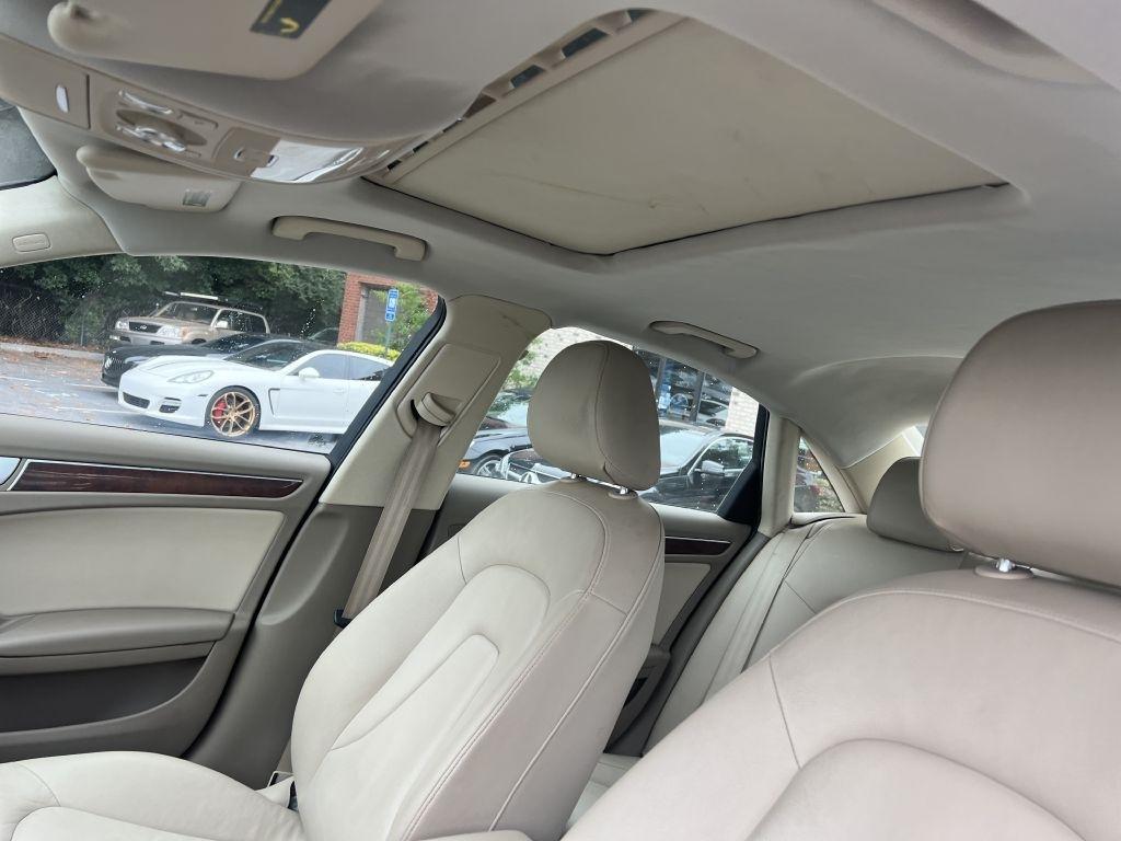 Audi A4 4dr Sdn Auto quattro 2.0T Premium 2012