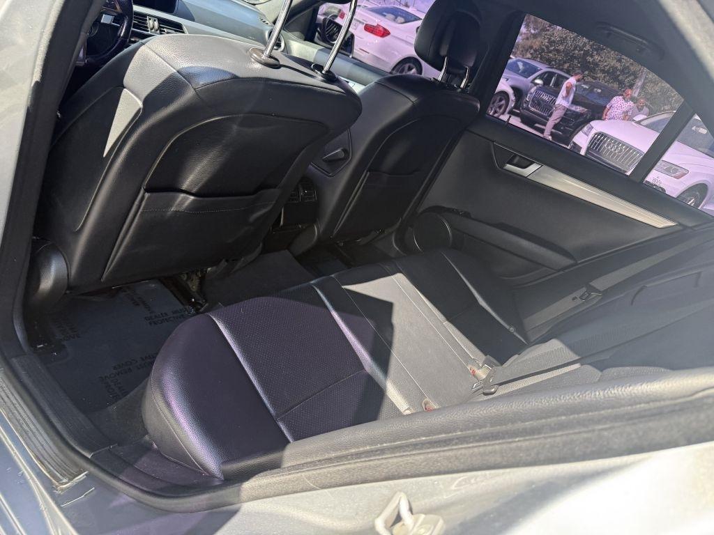 Mercedes-Benz C-Class 4dr Sdn C 250 Sport RWD 2013