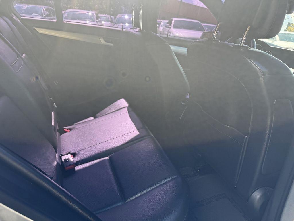 Mercedes-Benz C-Class 4dr Sdn C 250 Sport RWD 2013