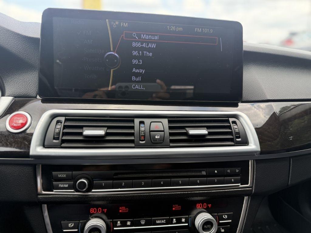 BMW 5 Series 4dr Sdn 550i xDrive AWD 2011