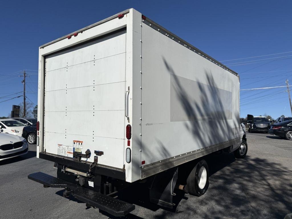 Ford E-Series Cutaway E-350 DRW 138" WB 2017
